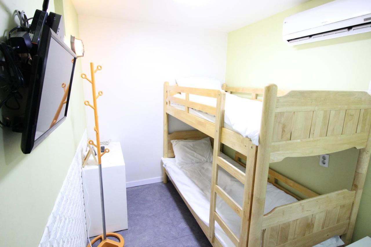Hotel Golden Park Myeongdong Seul Esterno foto