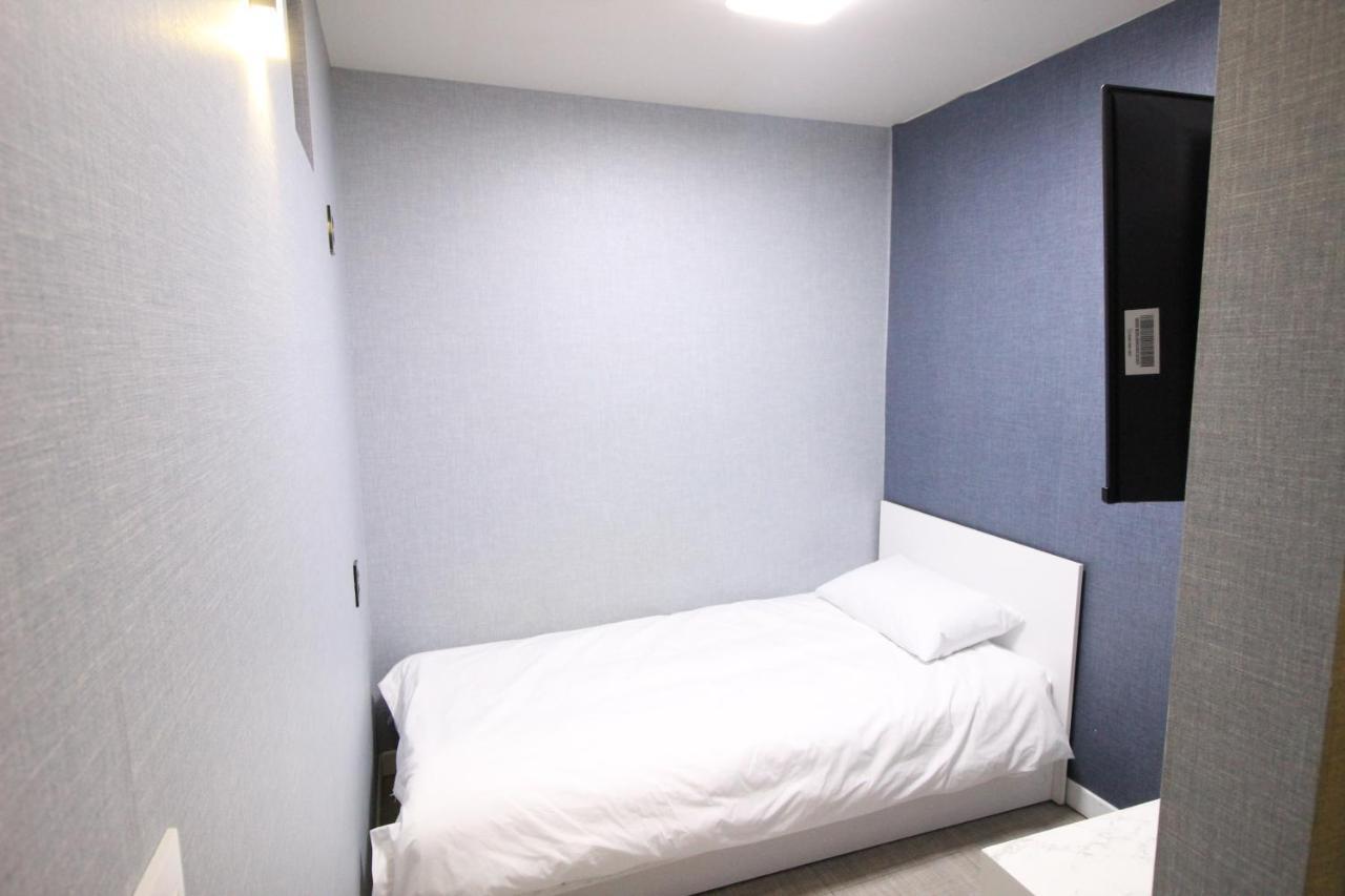 Hotel Golden Park Myeongdong Seul Esterno foto