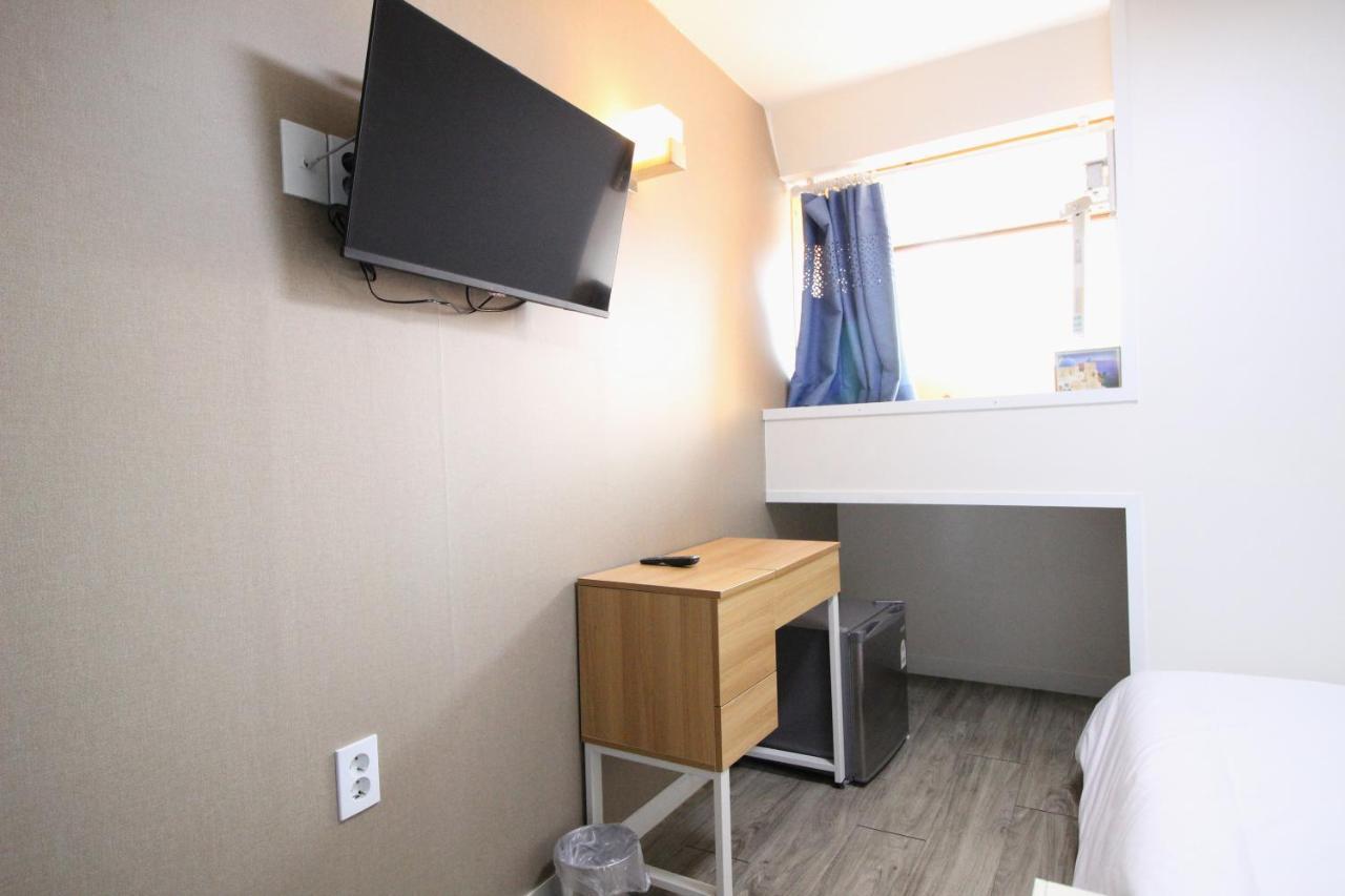 Hotel Golden Park Myeongdong Seul Esterno foto