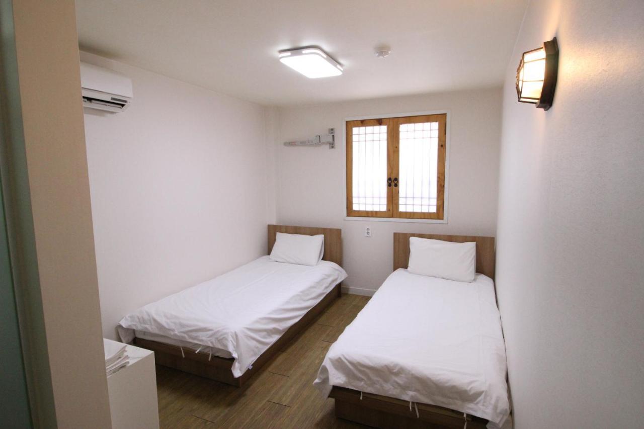 Hotel Golden Park Myeongdong Seul Esterno foto