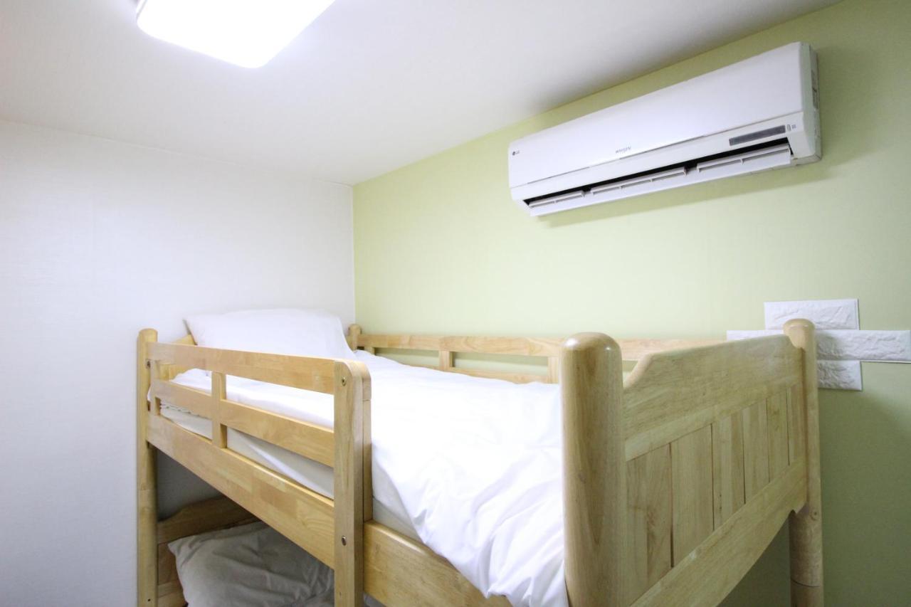Hotel Golden Park Myeongdong Seul Esterno foto