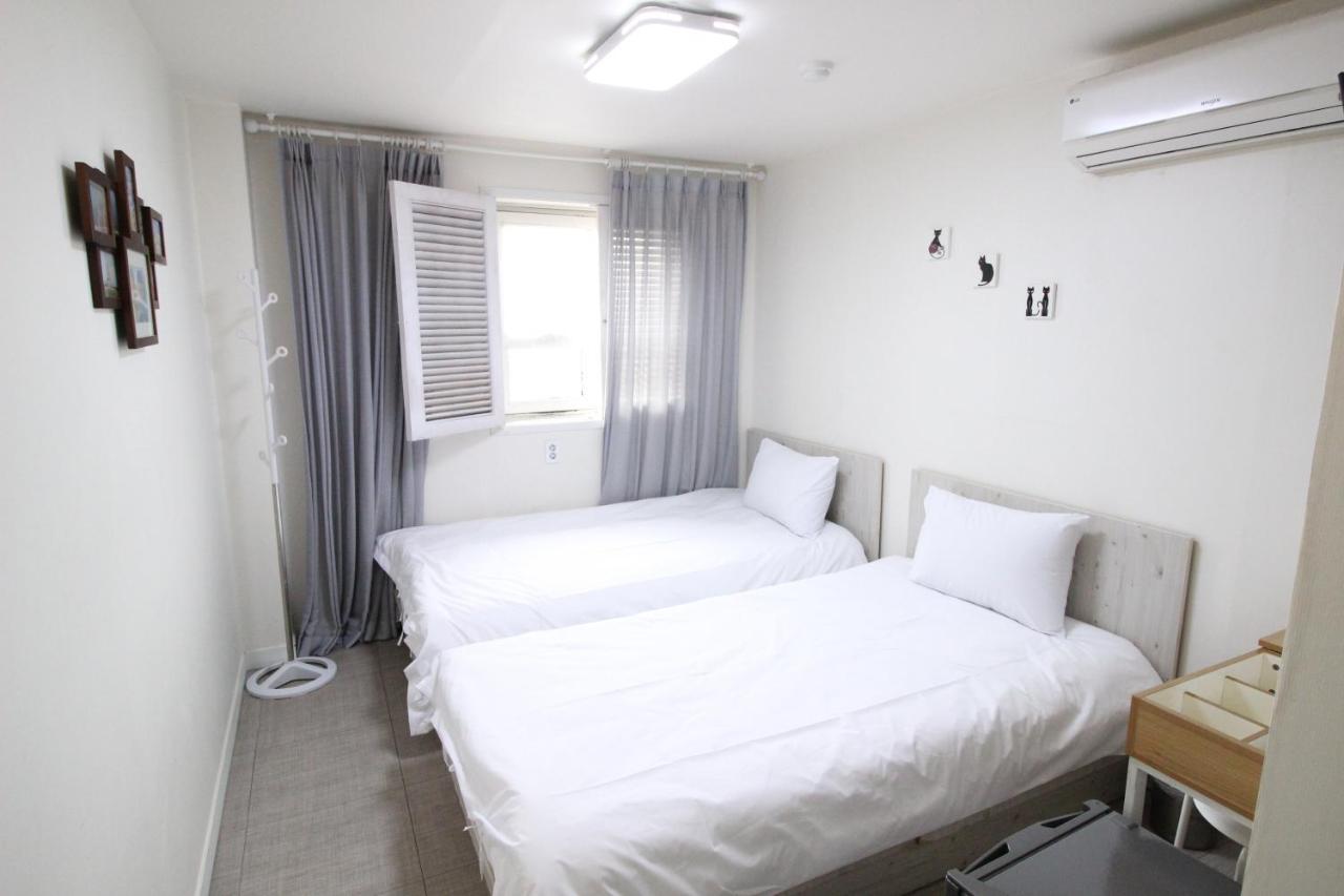 Hotel Golden Park Myeongdong Seul Esterno foto