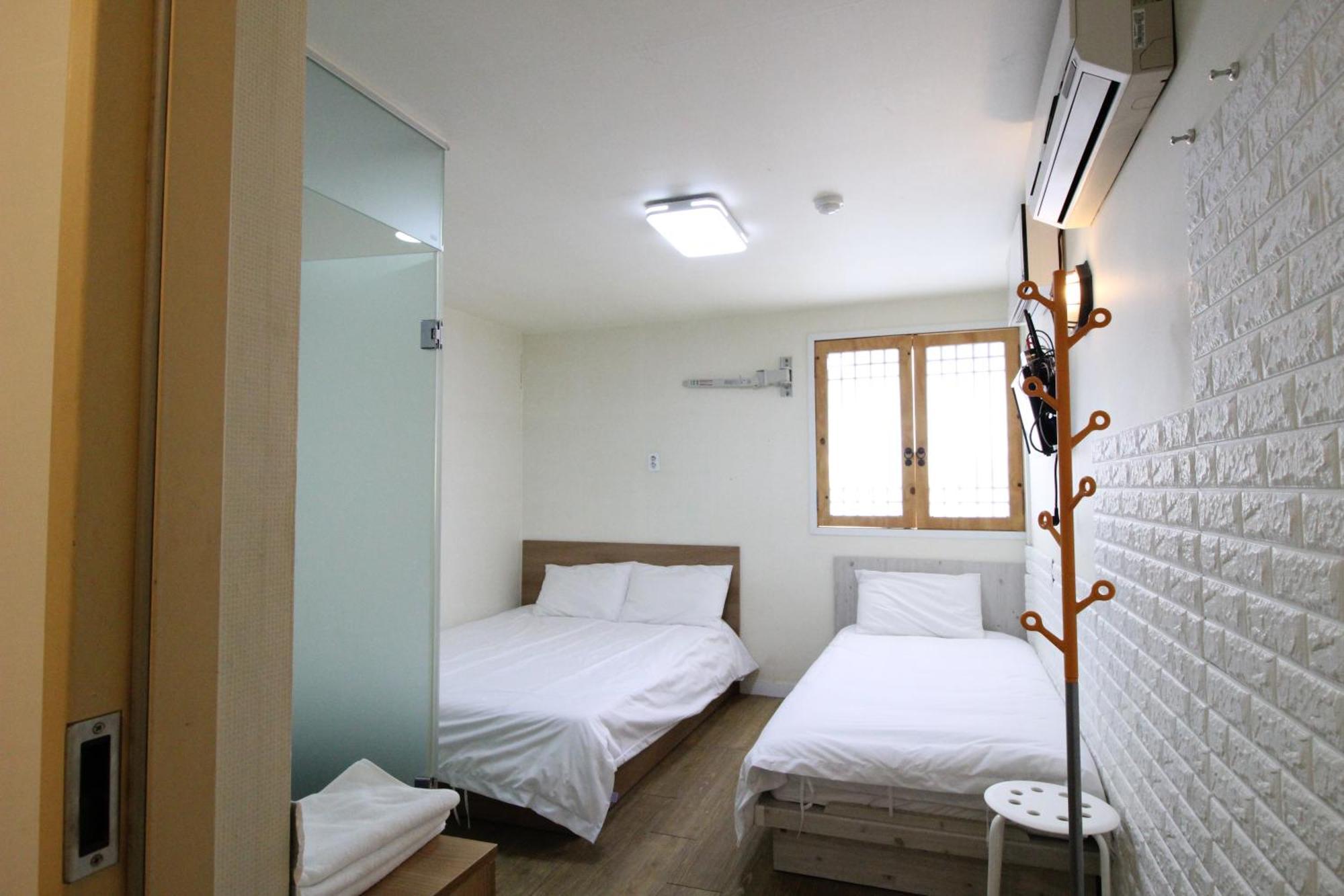 Hotel Golden Park Myeongdong Seul Esterno foto